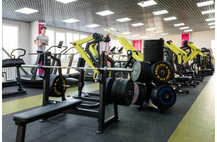 В Томске открылся новый фитнес-клуб «Нефтехимик»